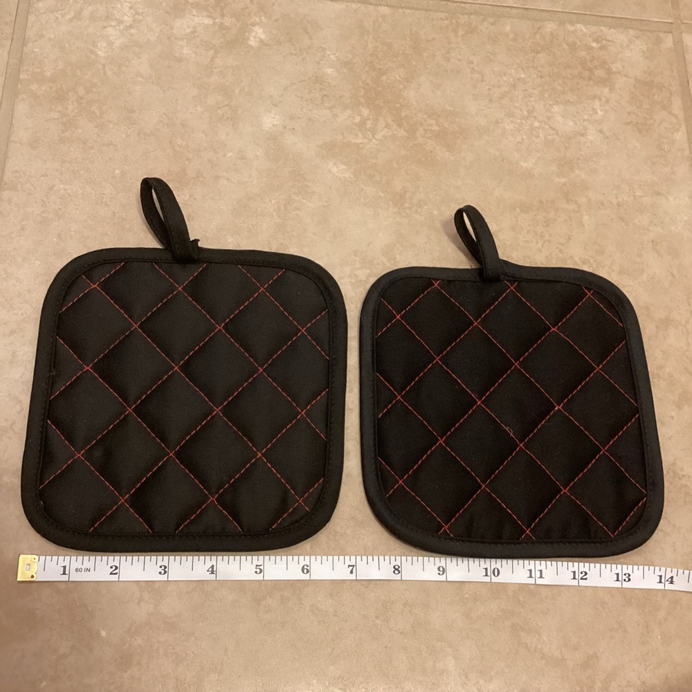 Hot Pads - Picture 3 of 4